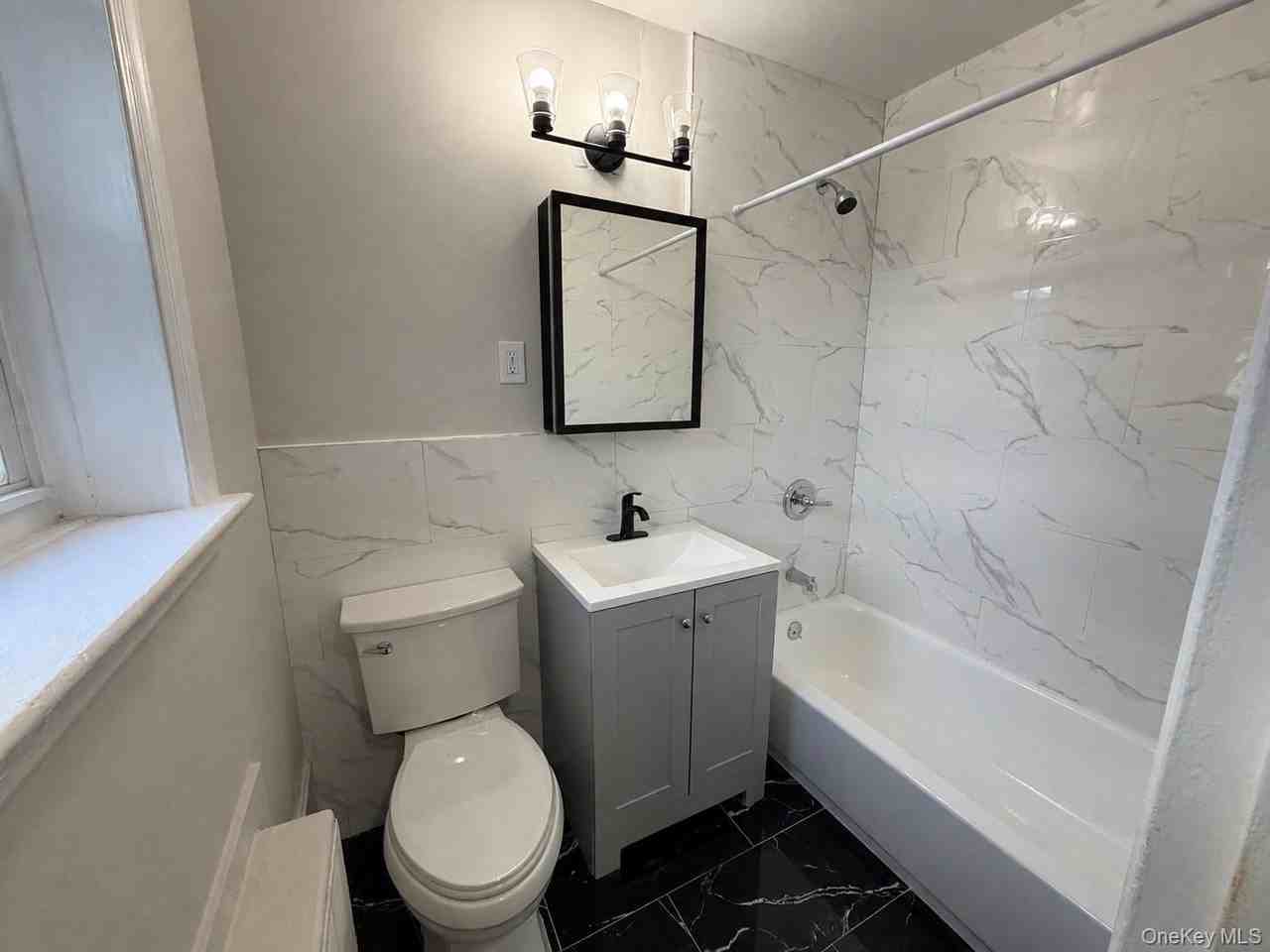 830 E Broadway #108 - Photo 4 of 8