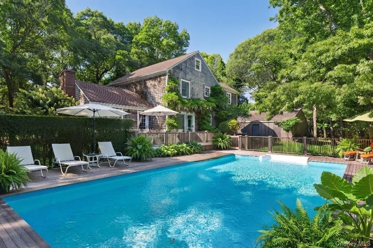 873 Bridgehampton Sag Harbor Tpke - Photo 2 of 32