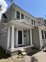 featured image of 180 Warren St #180