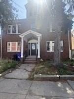 featured image of 220 Magnolia St #2