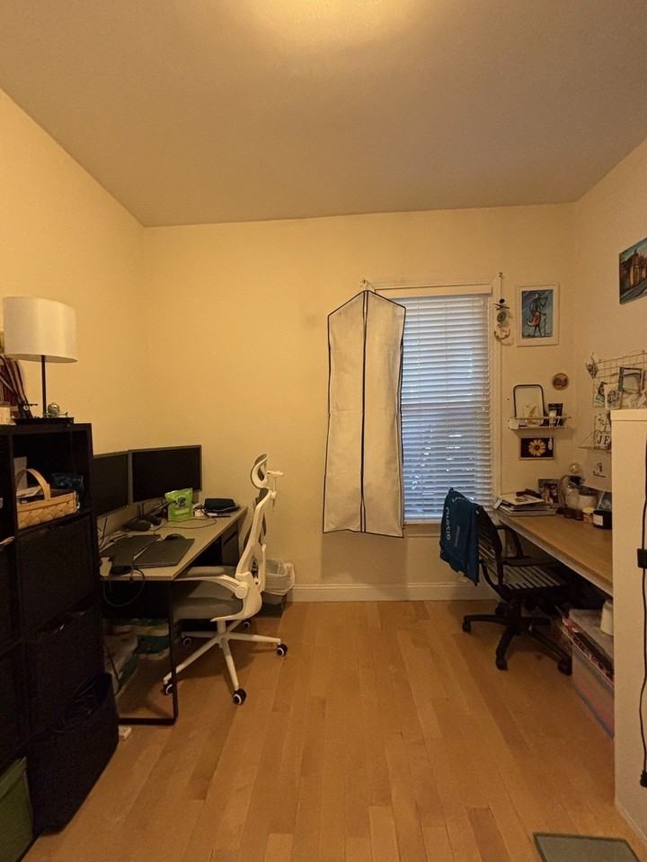 209 Harvard St #1 - Photo 6 of 12