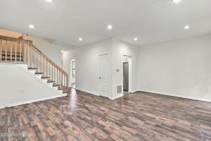 featured image of 707 Hatchery Ct