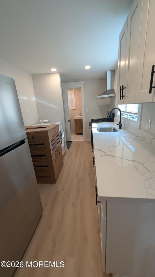 20 Howard Ave #B - Photo 4 of 24