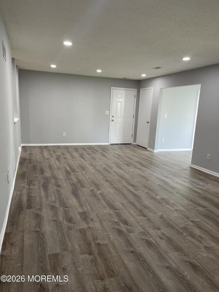 14-3 Sacramento Ct #3 - Photo 2 of 12