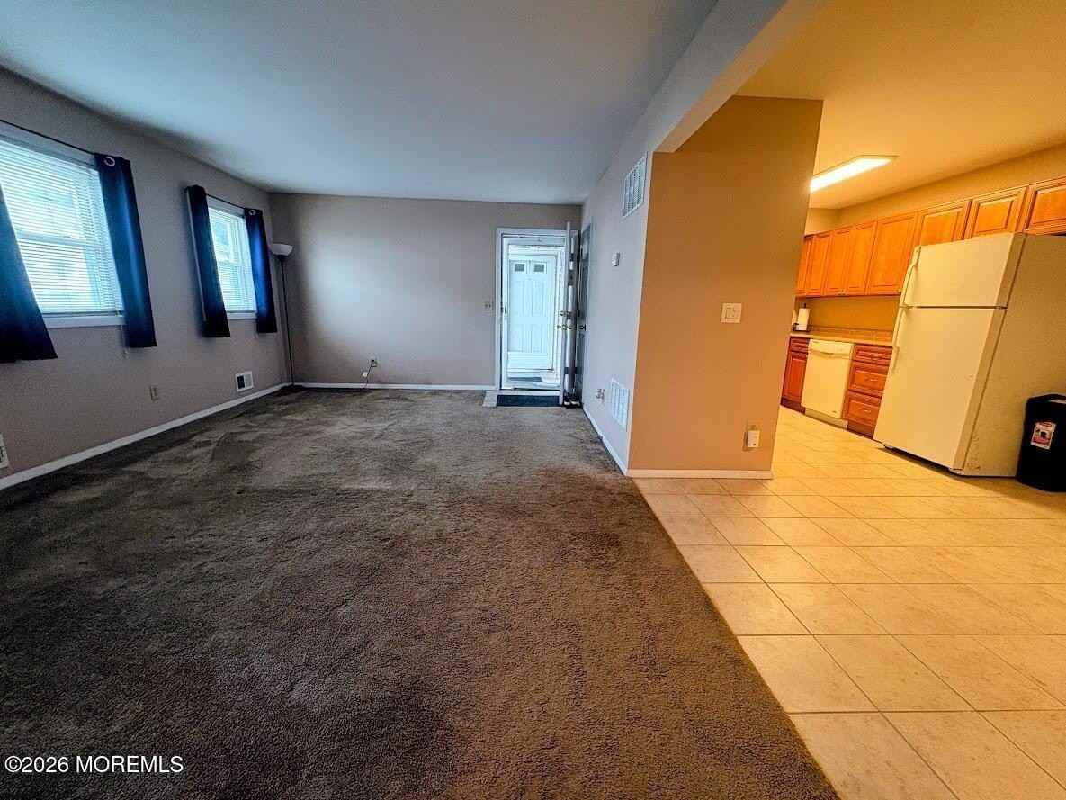 601 Mistletoe Ave #16 - Photo 4 of 17