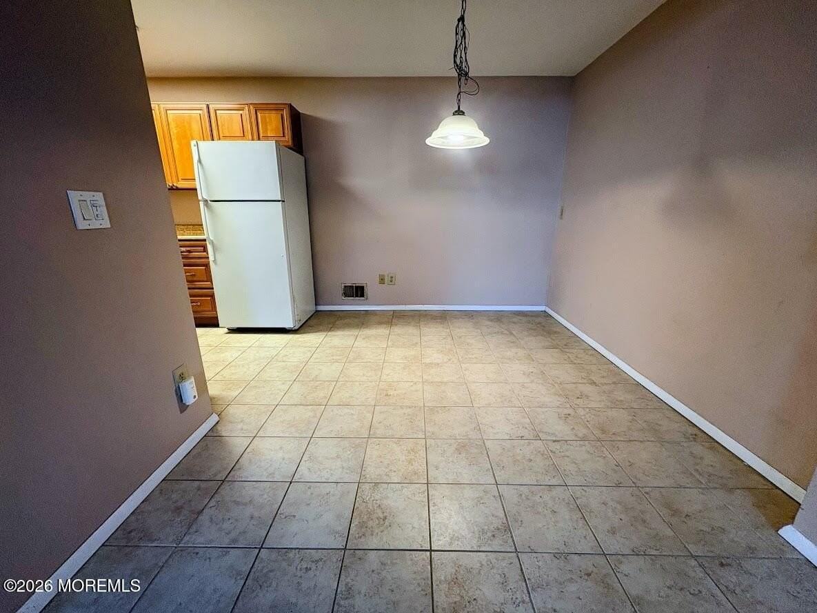 601 Mistletoe Ave #16 - Photo 7 of 17