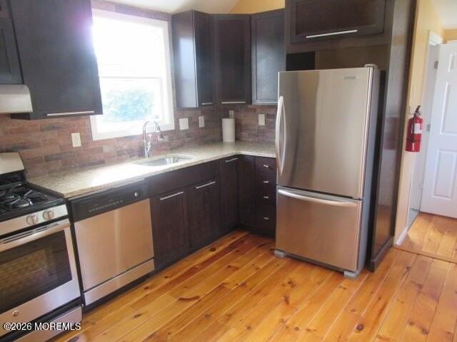 126 Maple Ave - Photo 5 of 14