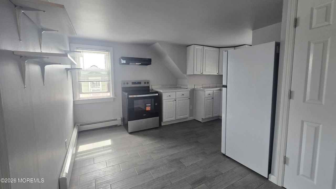 601 River Ave #2ndFL - Photo 4 of 14