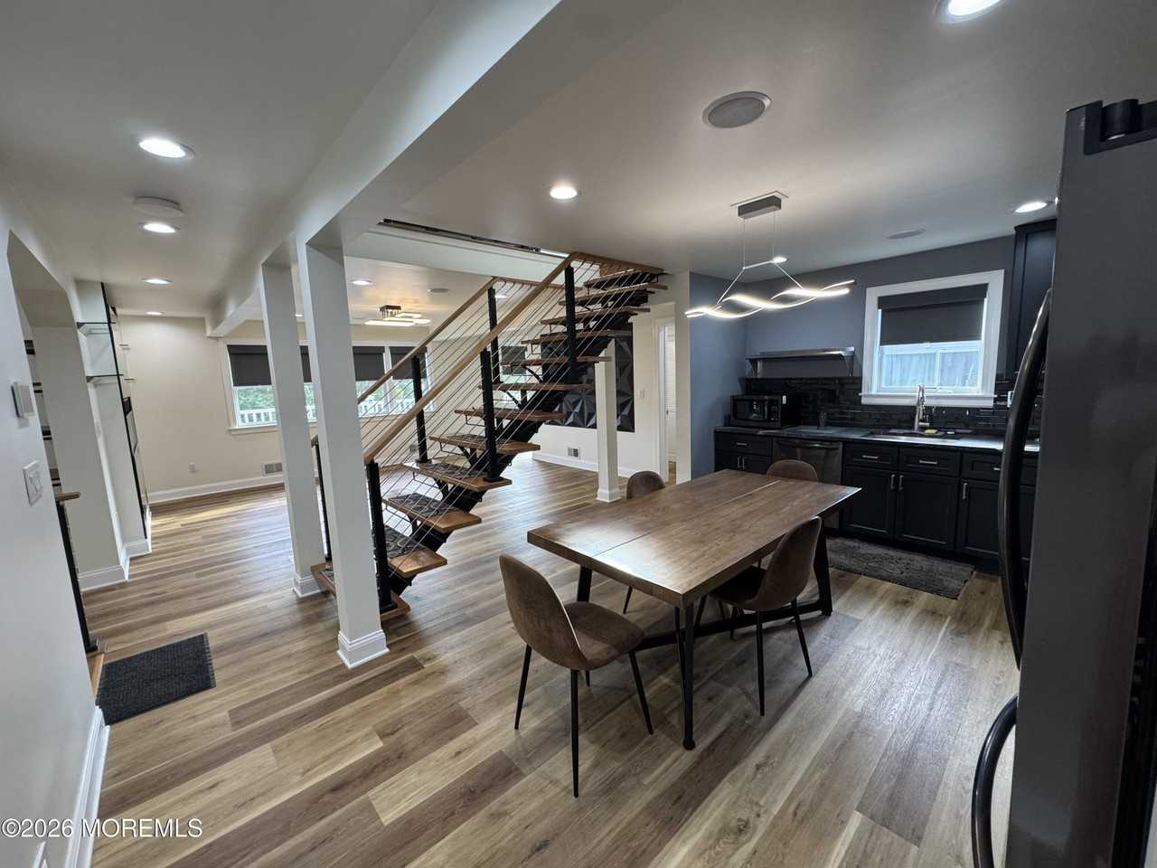307 7th Ave #3 - Photo 4 of 24