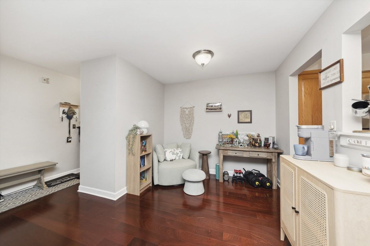 541 73rd St #105 - Photo 5 of 13