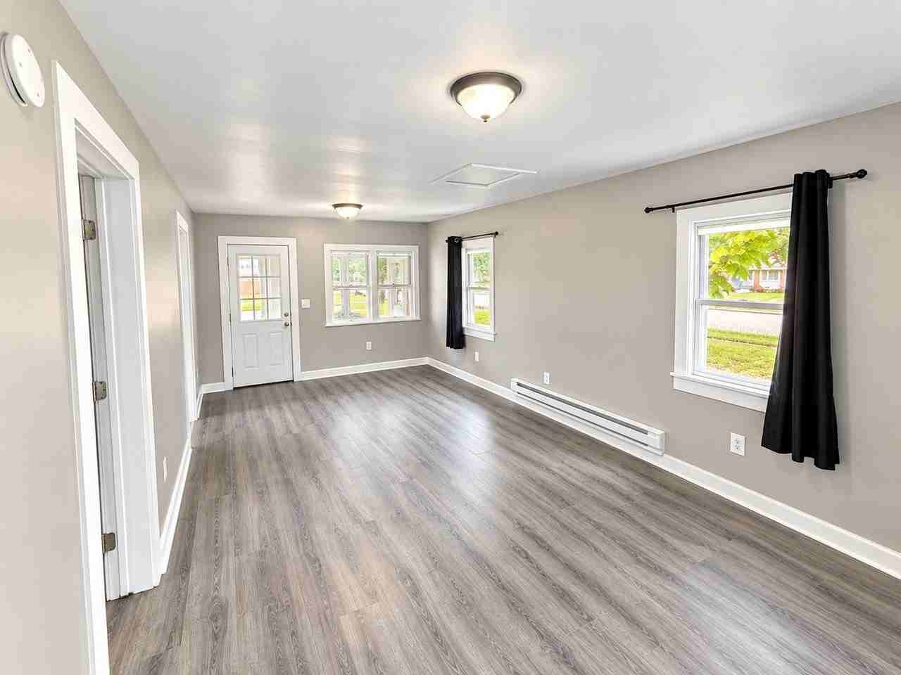 1155 S 7th St - Photo 5 of 12