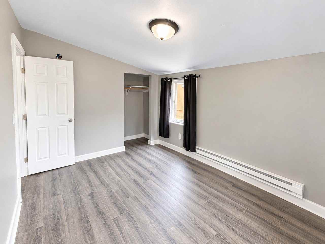 1155 S 7th St - Photo 7 of 12