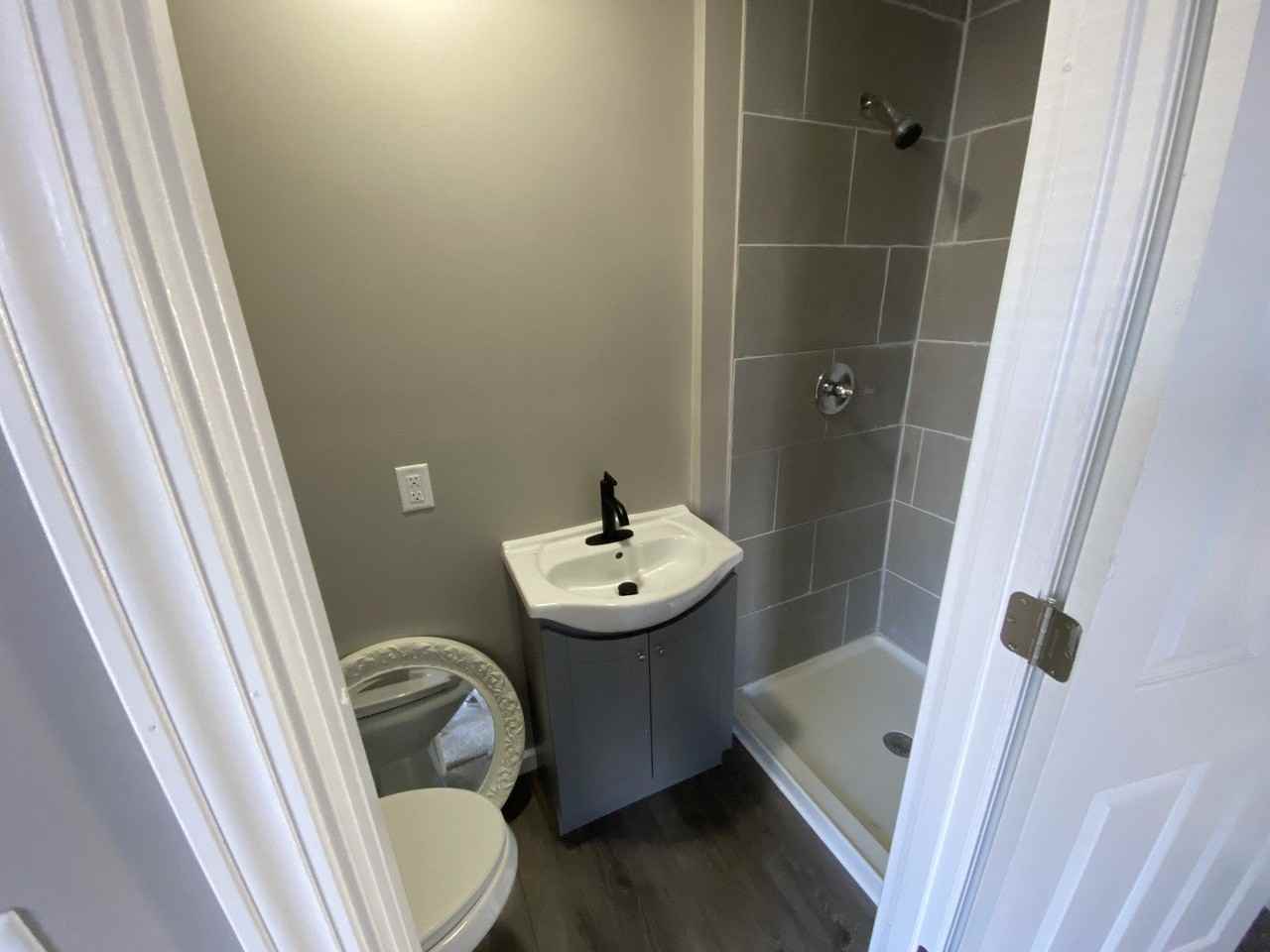 942 N Schuyler Ave #2 - Photo 6 of 15