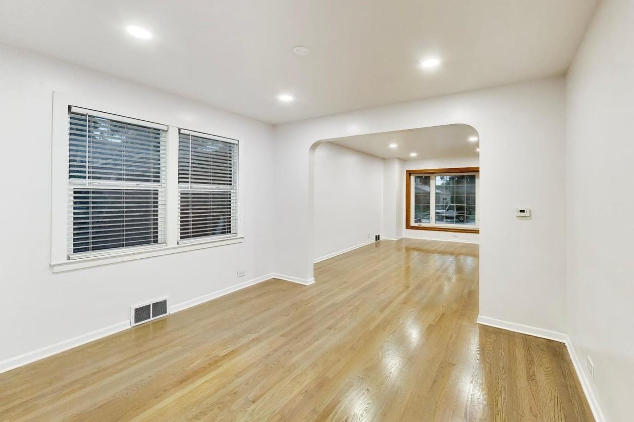 5142 Jarlath Ave - Photo 4 of 41