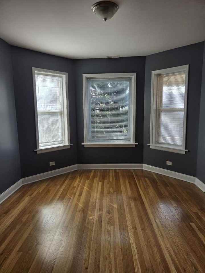 4926 W Rice St #2 - Photo 7 of 11