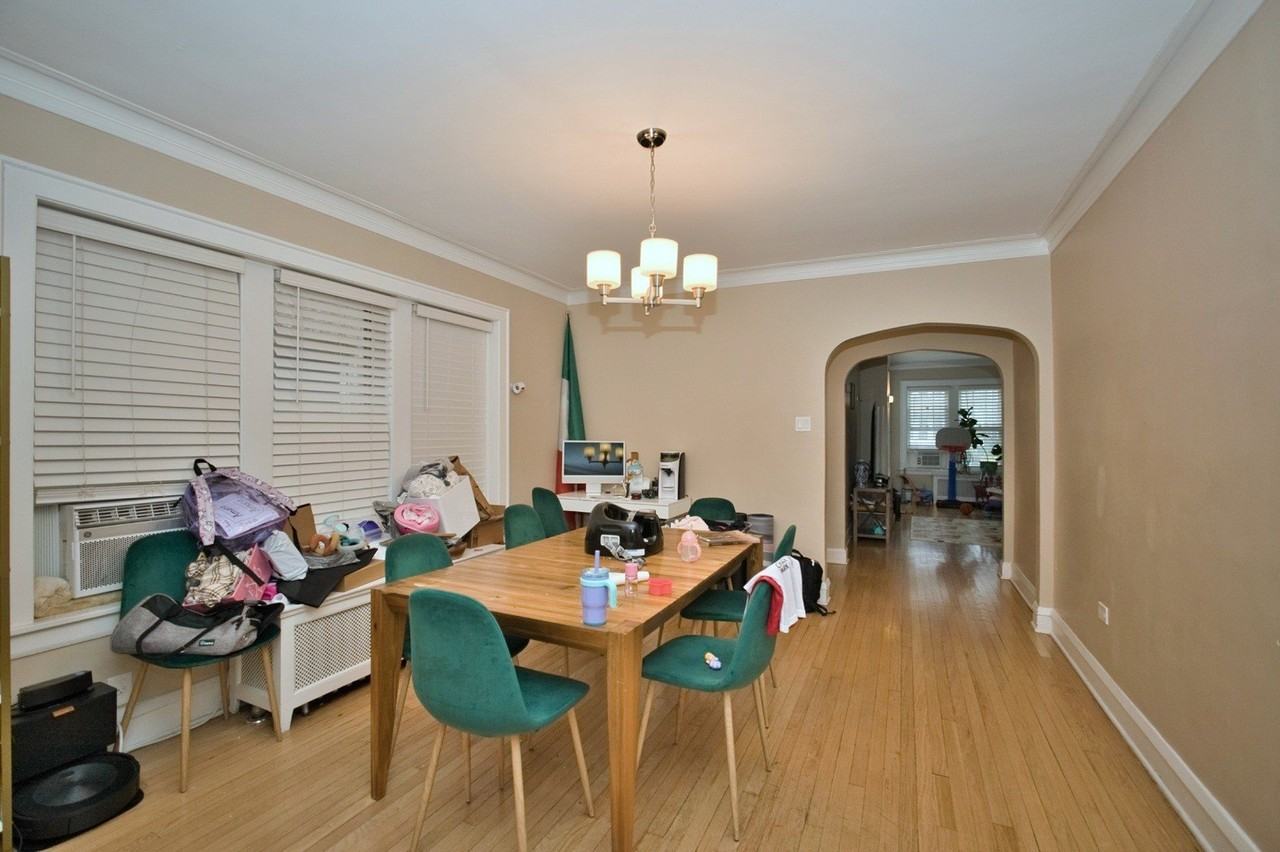 6609 N Artesian Ave #1 - Photo 6 of 9