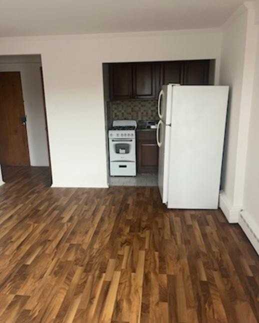 2610 W Berwyn Ave #308 - Photo 3 of 6