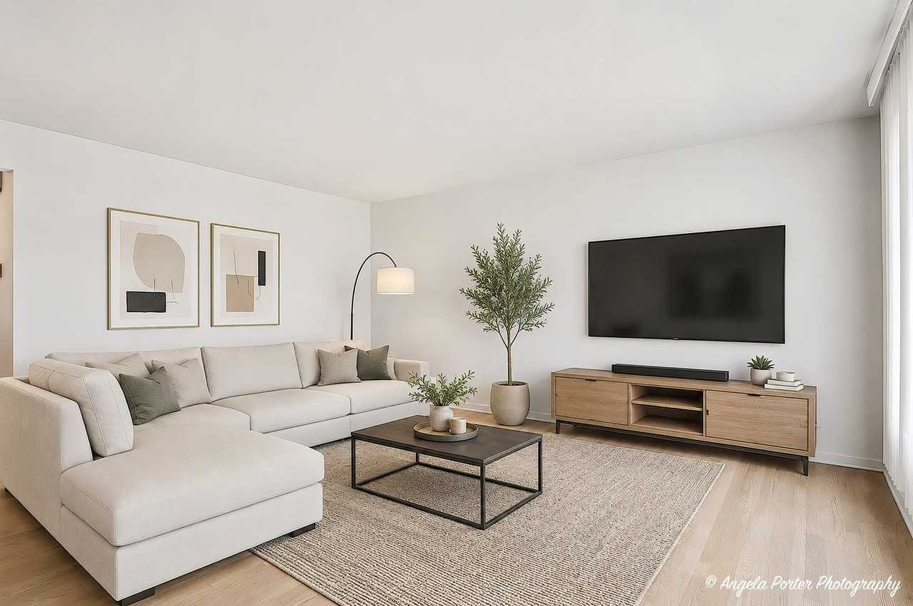4912 Crain St #B - Photo 3 of 16