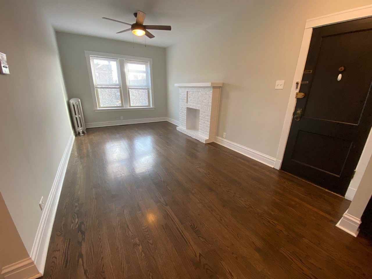 5632 N Ashland Ave #3 - Photo 2 of 11