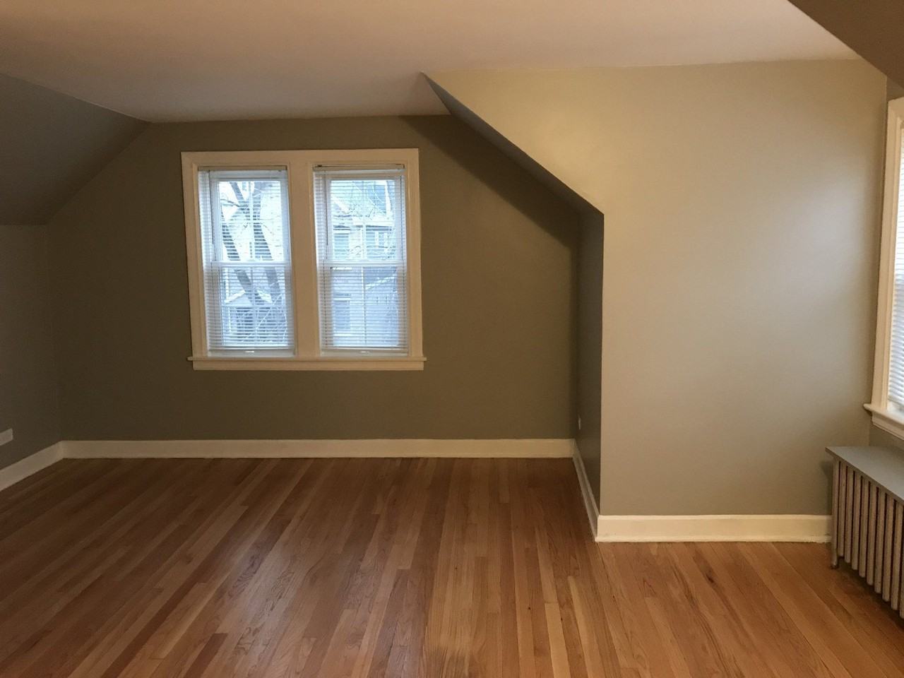 3136 N Paulina St #2 - Photo 4 of 21
