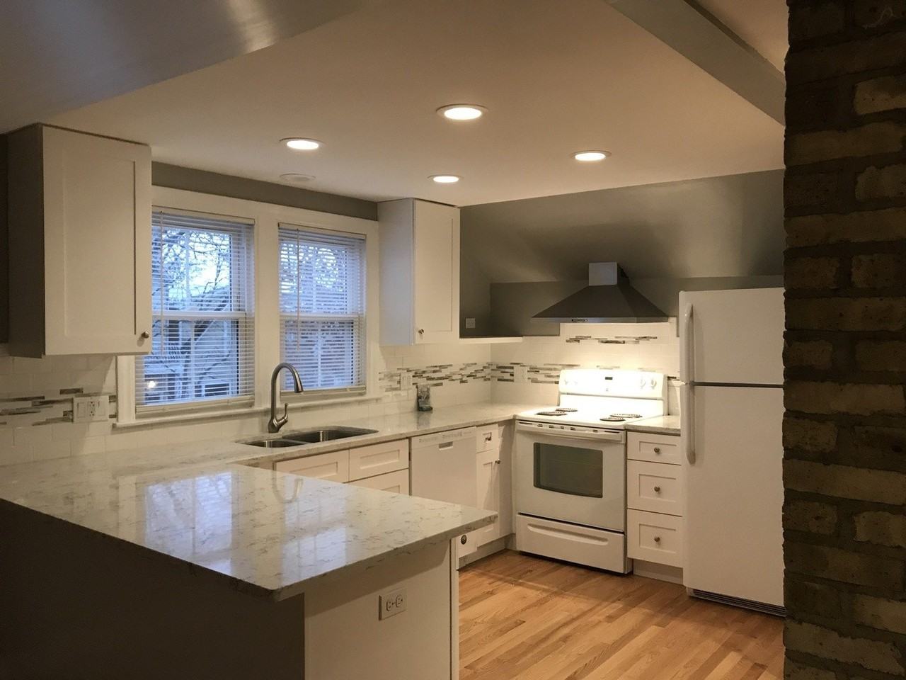 3136 N Paulina St #2 - Photo 7 of 21