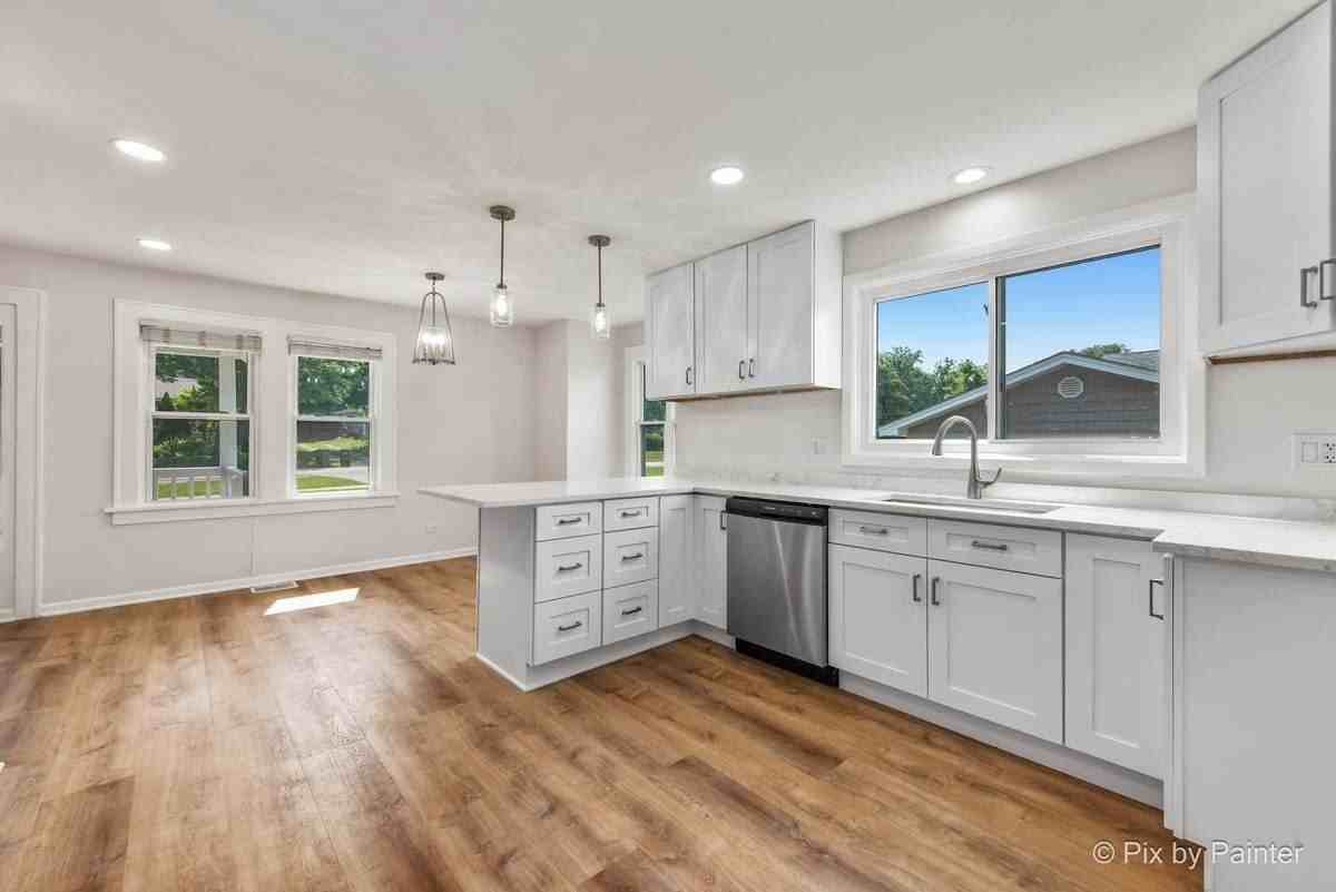 4524 Cross St - Photo 7 of 37