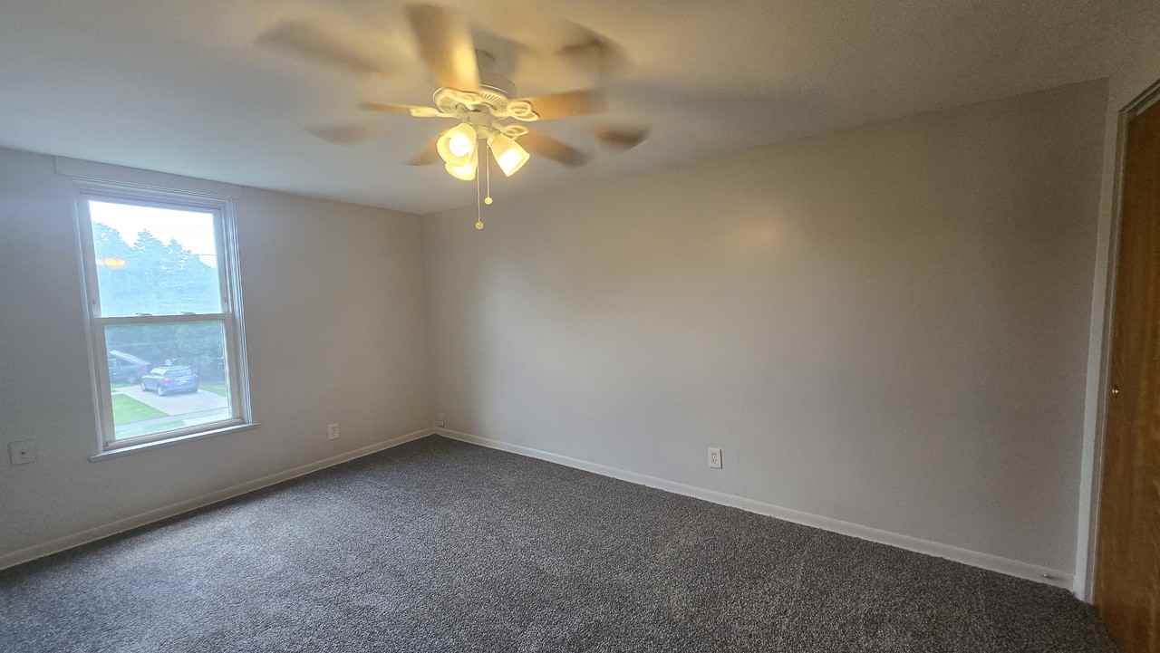 1113 High St Ne Fl 2 - Photo 6 of 11