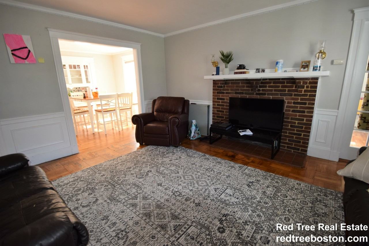 24 Crosby Rd - Photo 3 of 34