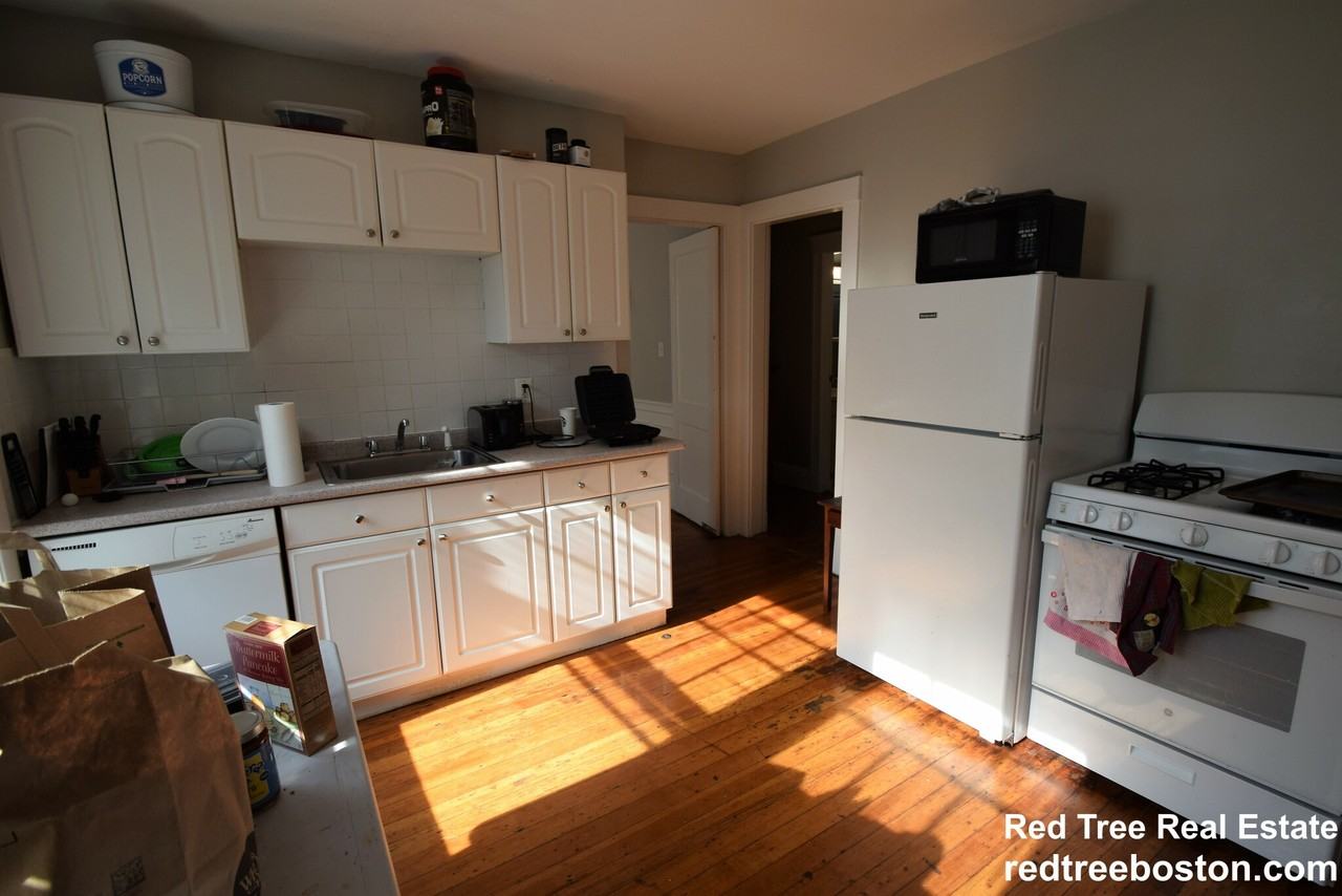 24 Crosby Rd - Photo 5 of 34