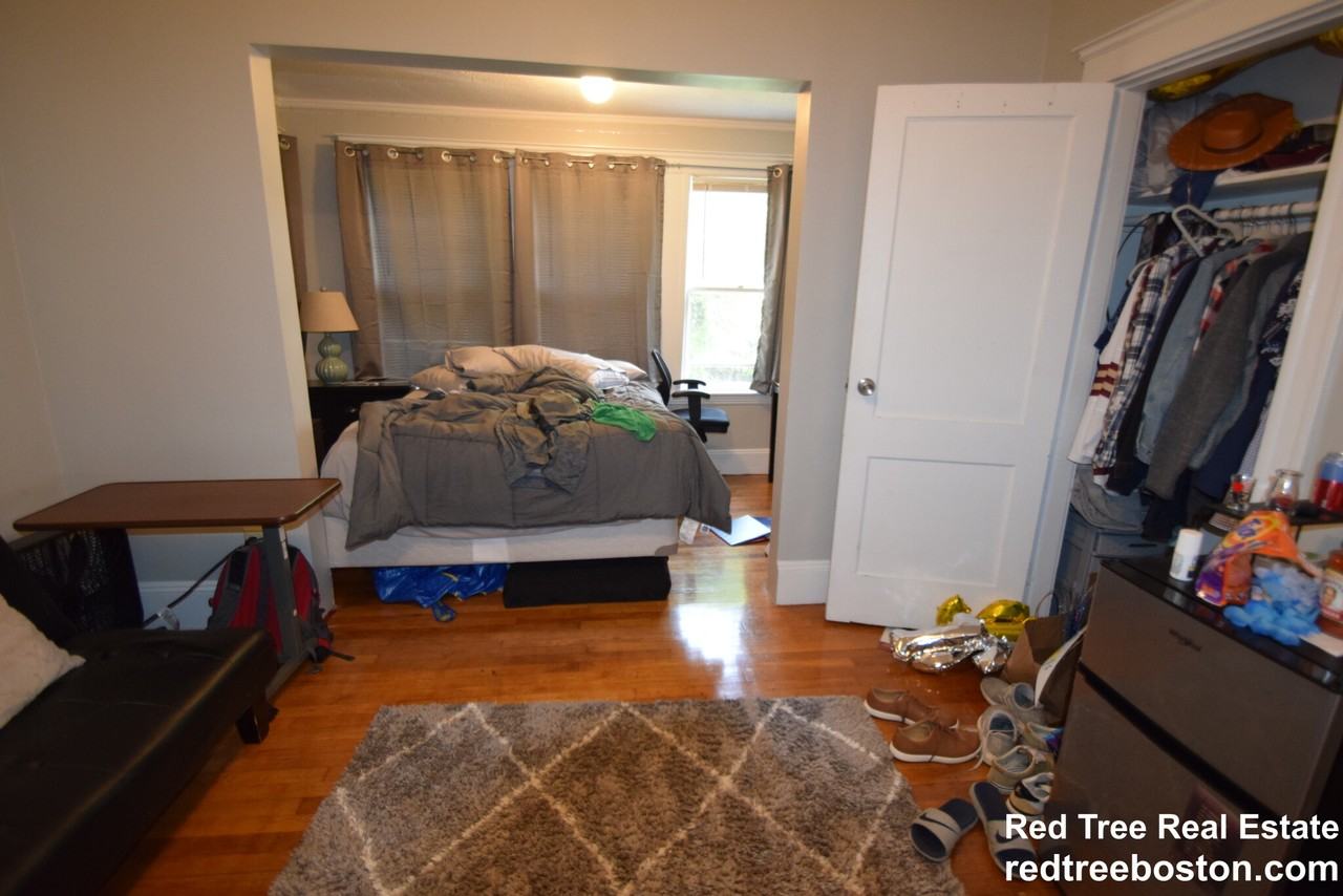 24 Crosby Rd - Photo 7 of 34