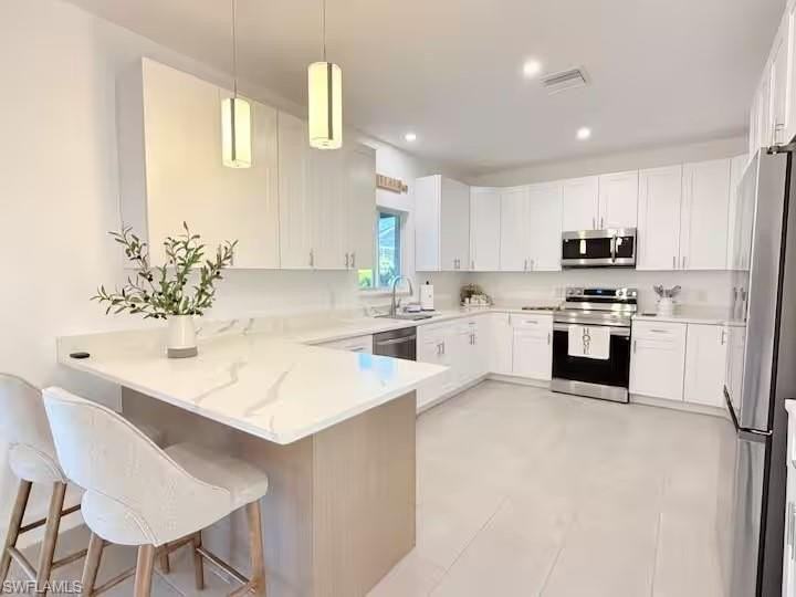 3911 Ne 16th Pl - Photo 5 of 33