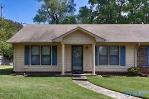 featured image of 8147 Oldfield Rd Sw #1