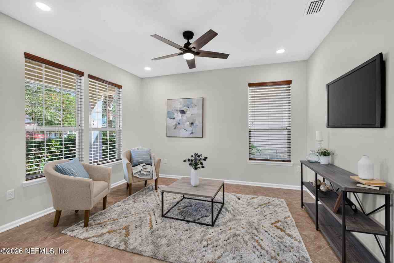 127 Rockcreek Dr - Photo 7 of 50