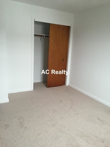 7 Meridian St #3 - Photo 4 of 8