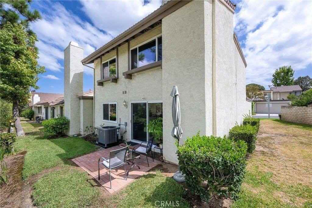 5548 E Vista Del Amigo - Photo 4 of 50