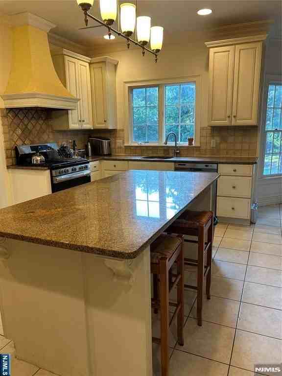 157 Paramus Rd - Photo 5 of 22