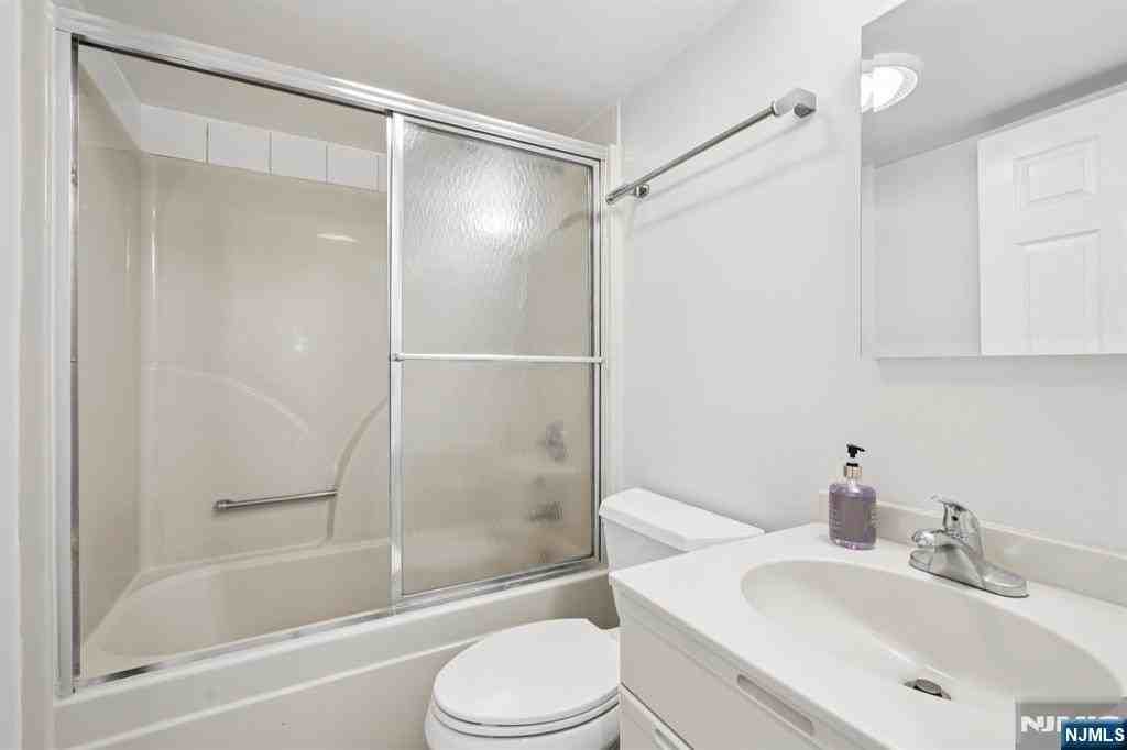 38 Moonachie Rd #116 - Photo 7 of 14