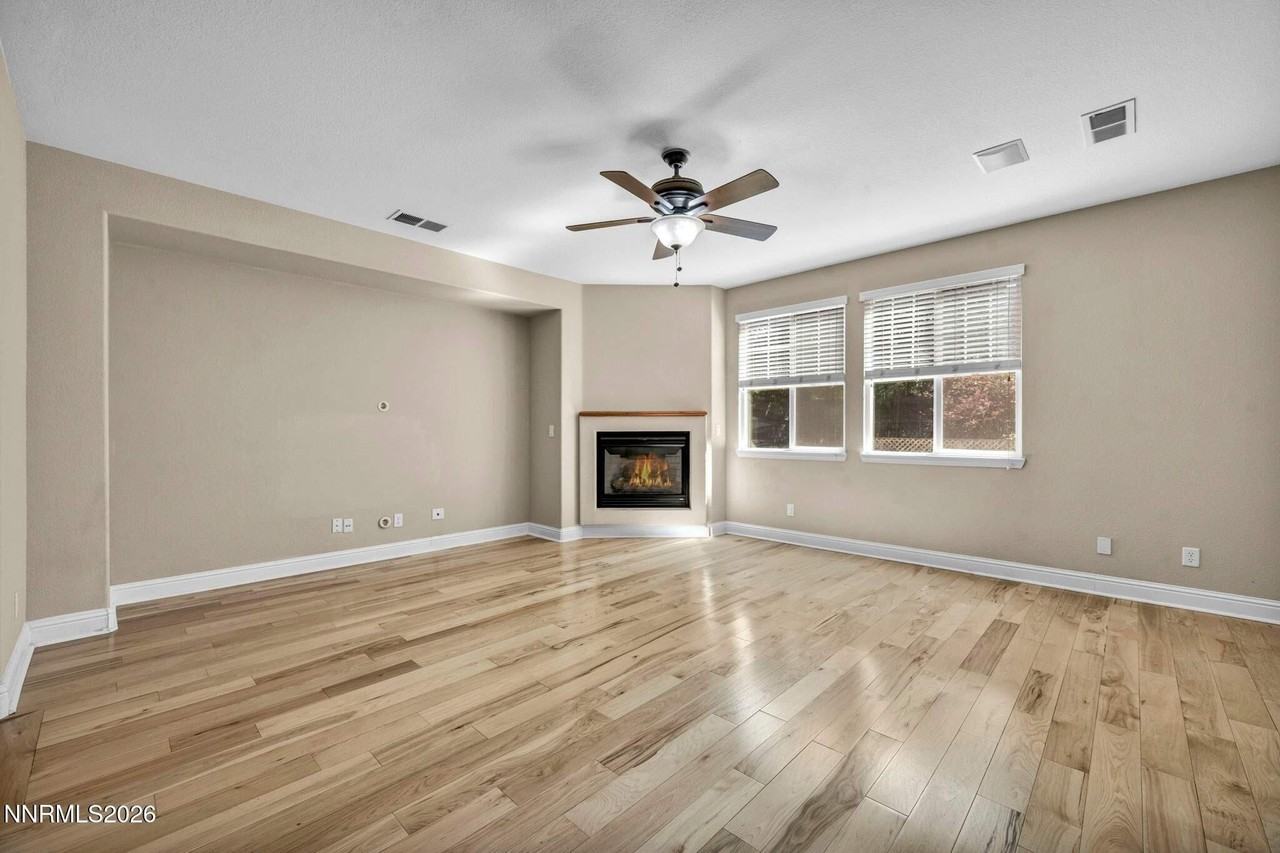 520 Needles Ct - Photo 4 of 20