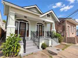 featured image of 1925 Iberville St