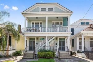 featured image of 226 S Scott St #4