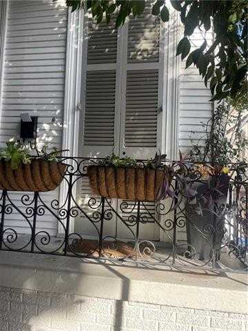 2335 Chartres St - Photo 2 of 21
