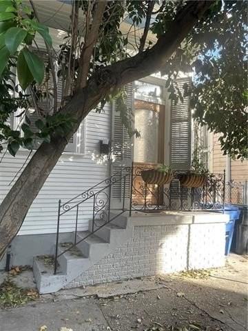 2335 Chartres St - Photo 3 of 21