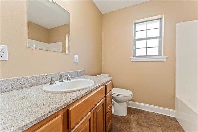 16099 Blue Bayou St - Photo 5 of 19