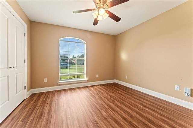 16099 Blue Bayou St - Photo 6 of 19