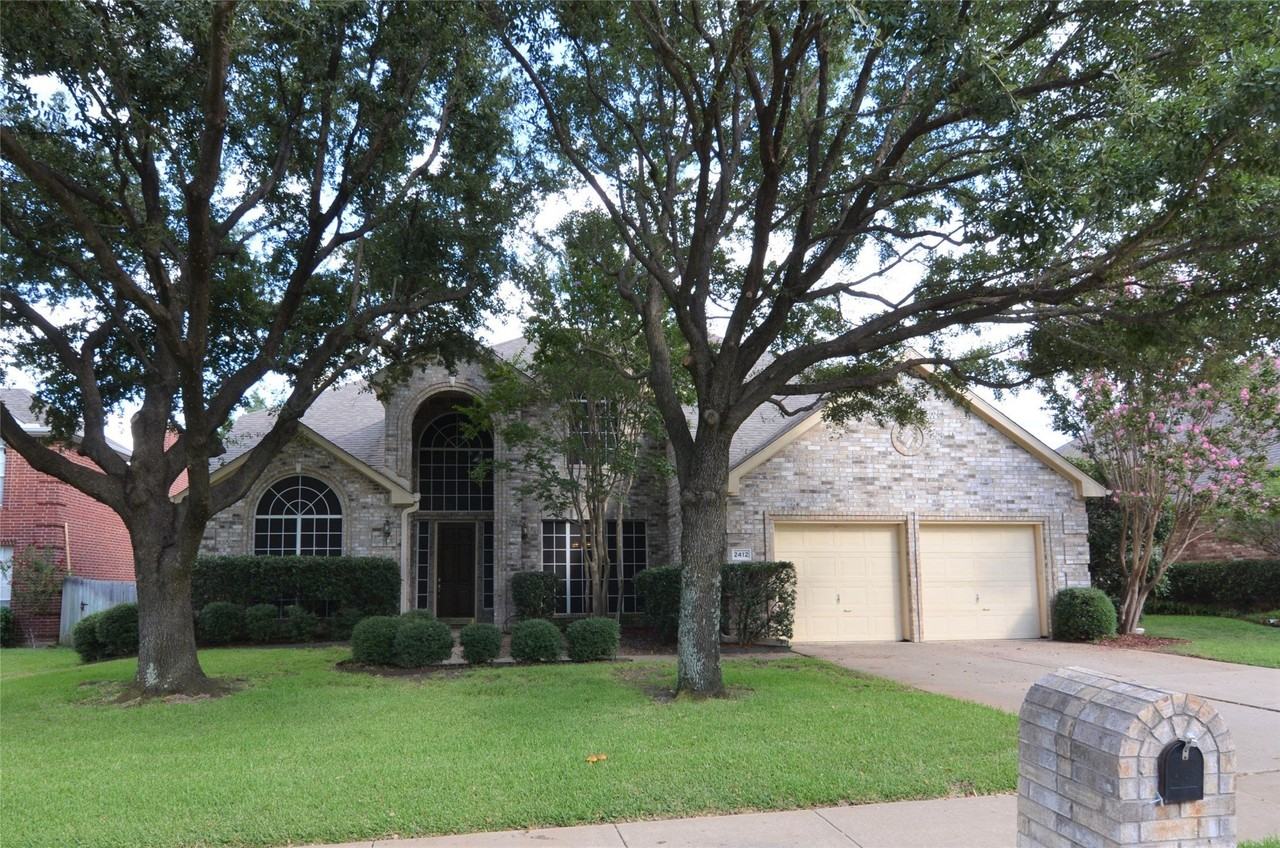 2412 Clearwood Ln - Photo 2 of 30