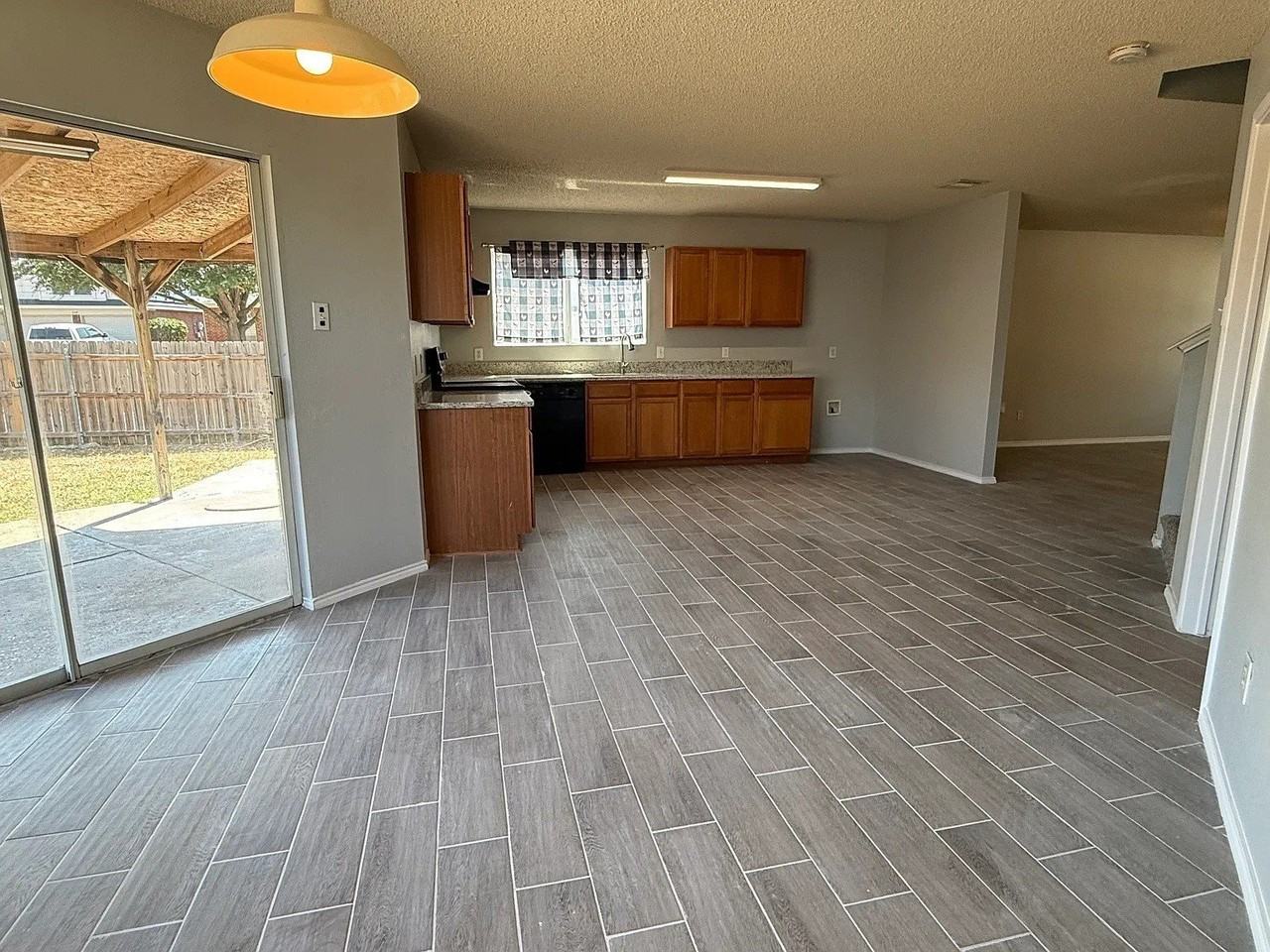 801 Flamingo Dr - Photo 4 of 27