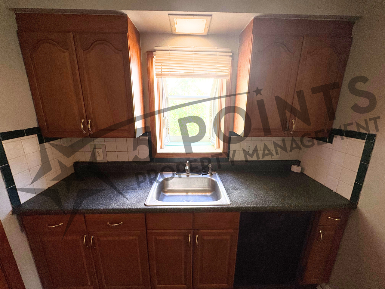 13509 Eastwood Blvd #1 - Photo 6 of 20