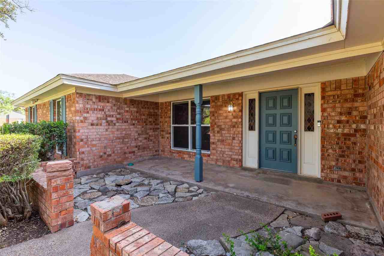2025 Lytle Trl - Photo 4 of 36