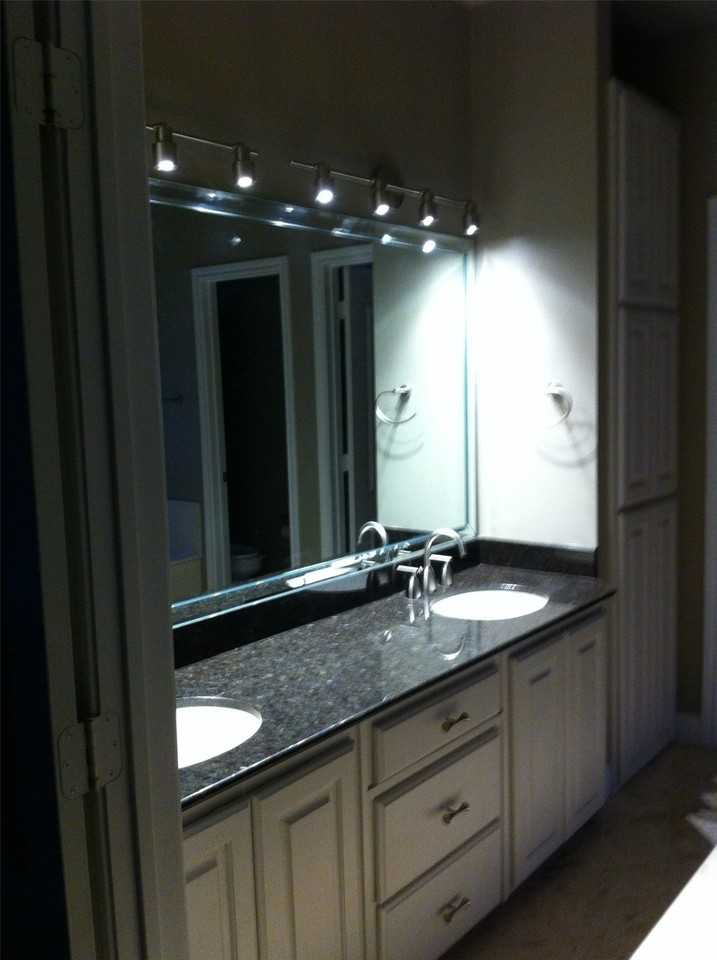 2517 Glen Morris Rd - Photo 3 of 13