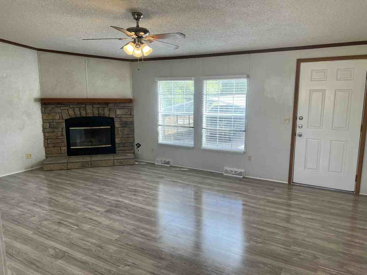 2660 County Road 601 - Photo 2 of 21